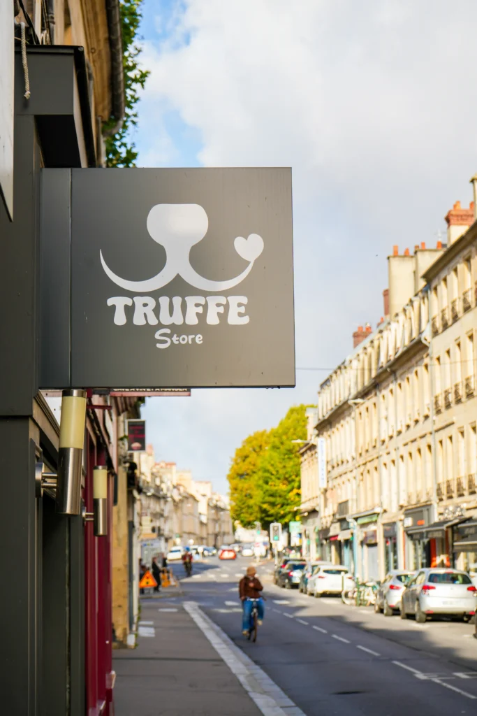 Truffe Store Accessoires alimentation chiens chats photo devanture